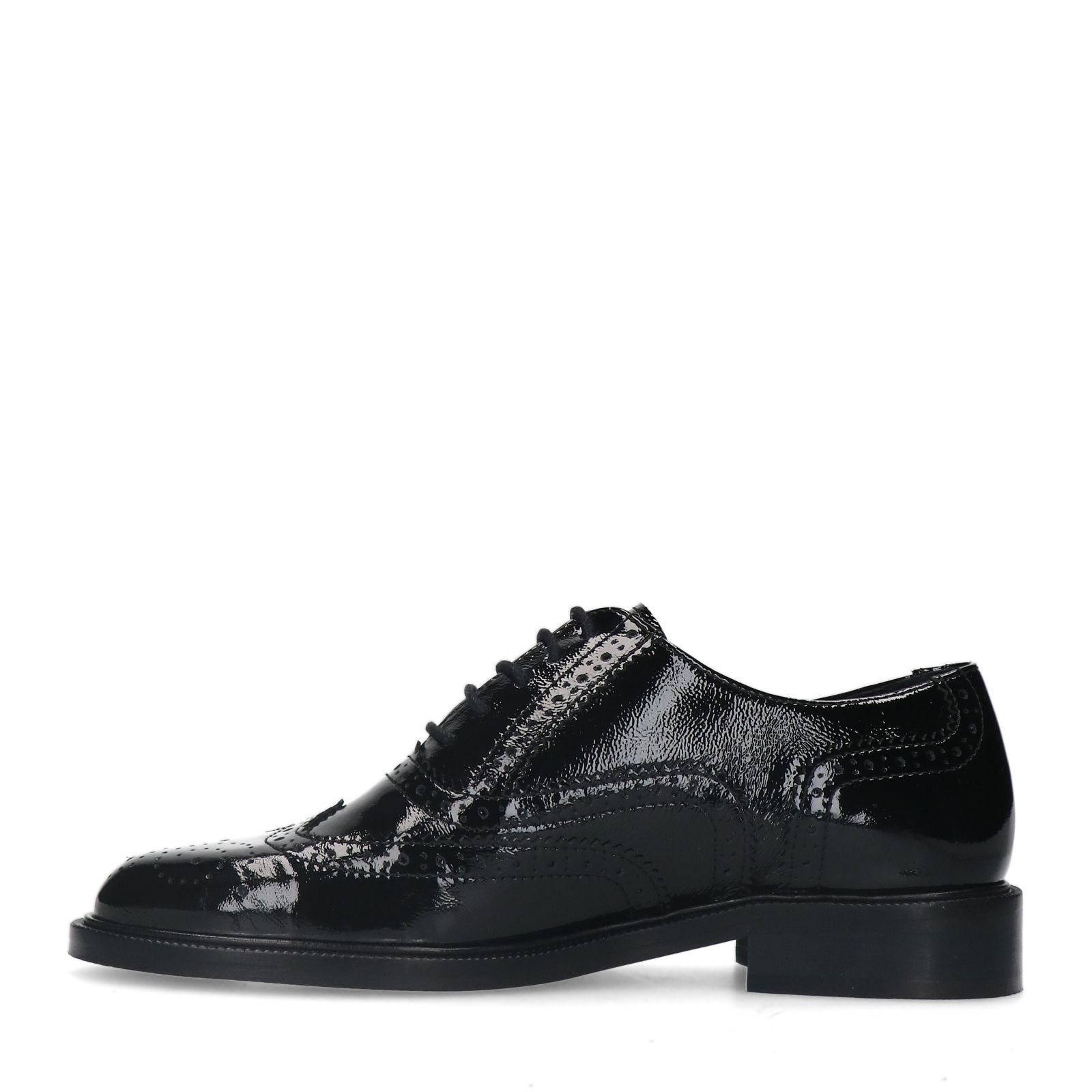 Zwarte lakleren veterschoenen