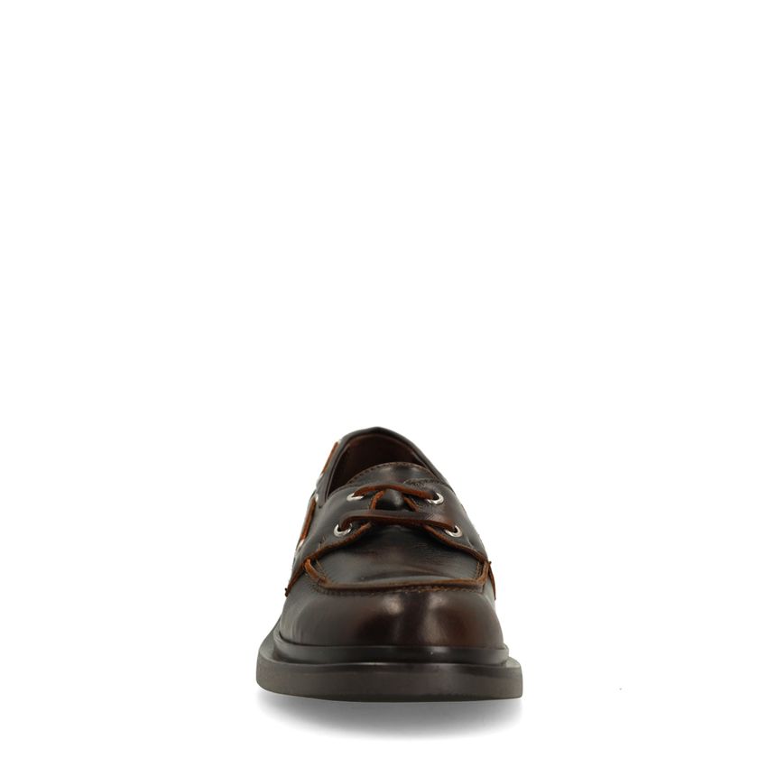 Braune Bootsschuhe aus Leder