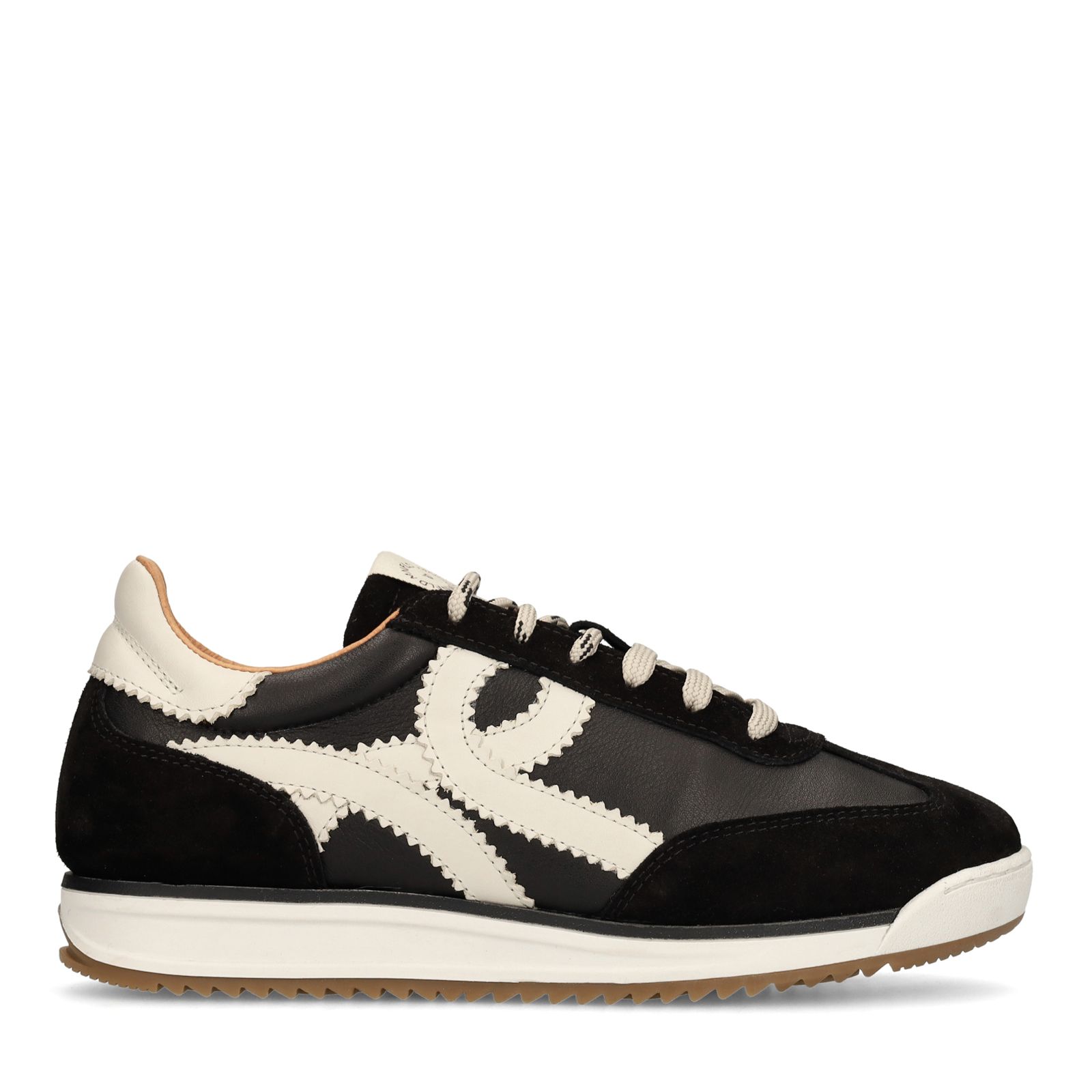 Schwarze Ledersneaker mit offwhite Details