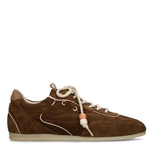 Braune Veloursleder-Sneaker