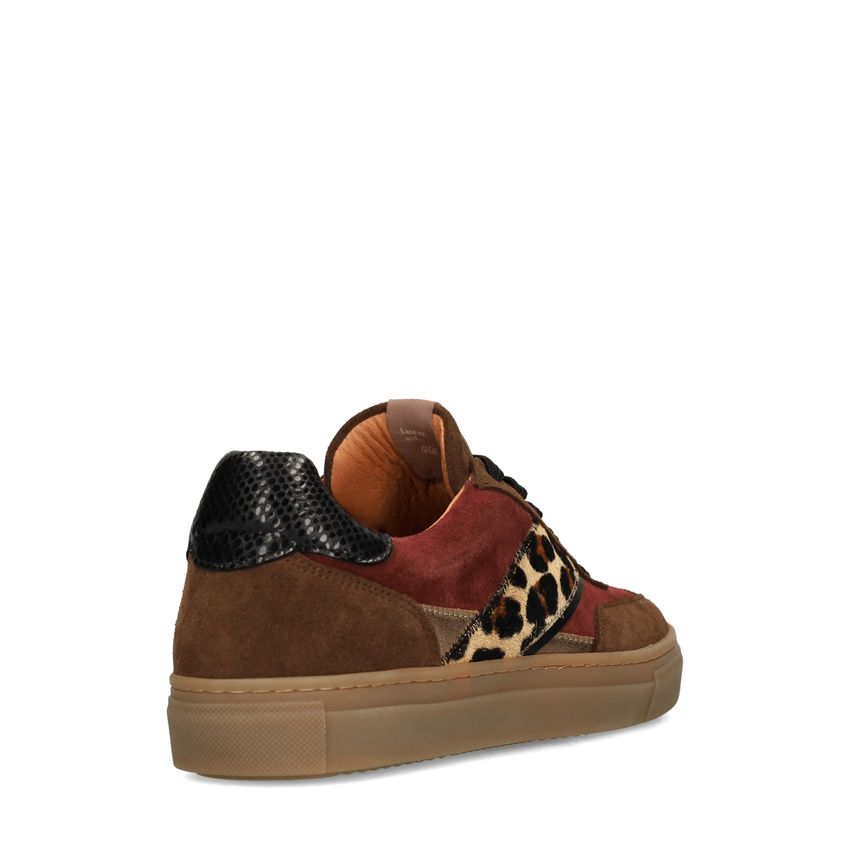 Bruine suède sneakers met leopard details