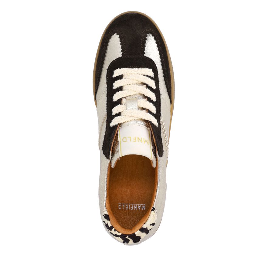 Goldfarbene Ledersneaker