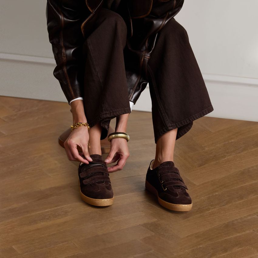 Dunkelbraune Veloursleder-Sneaker