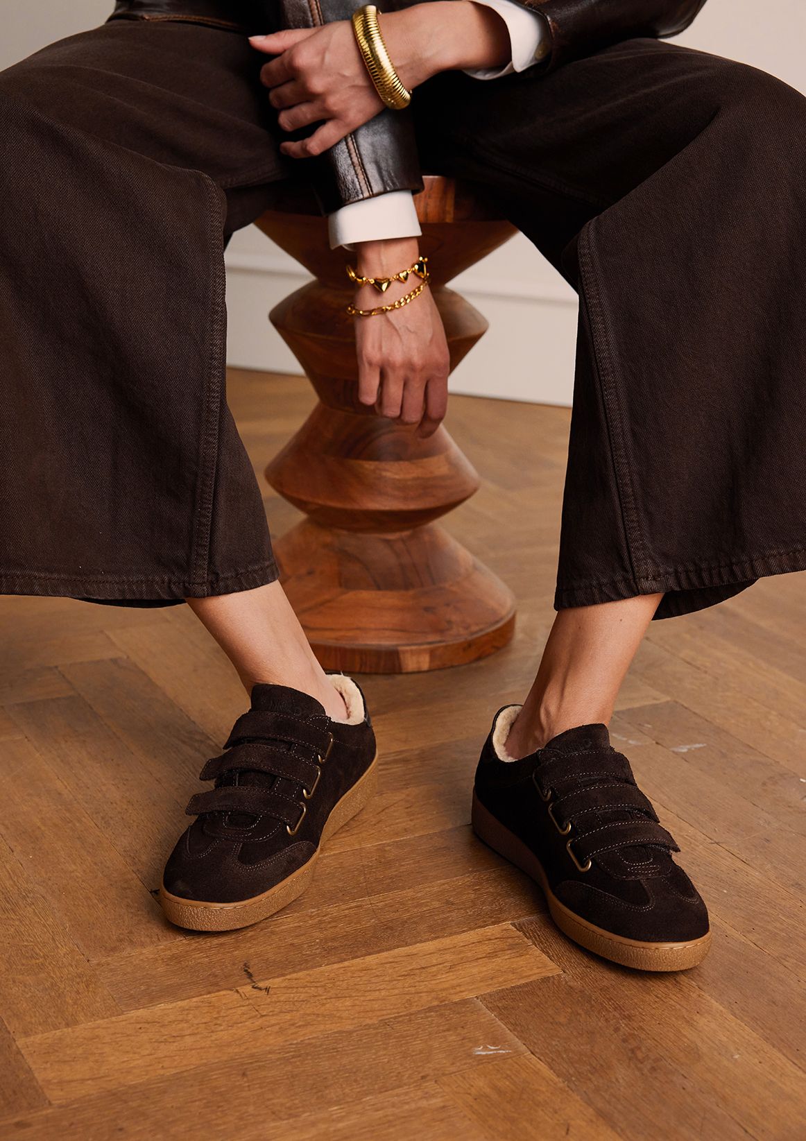 Donkerbruine suède sneakers