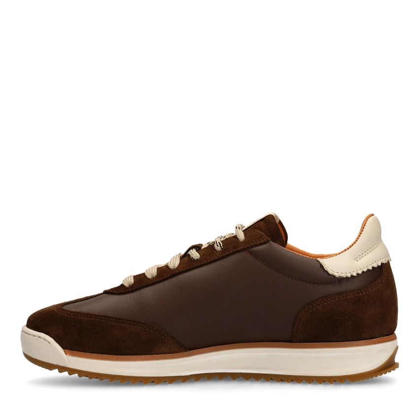 Bruine leren sneakers met suède details