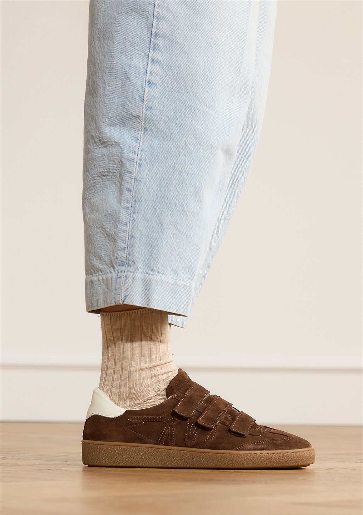 Bruine suède sneakers