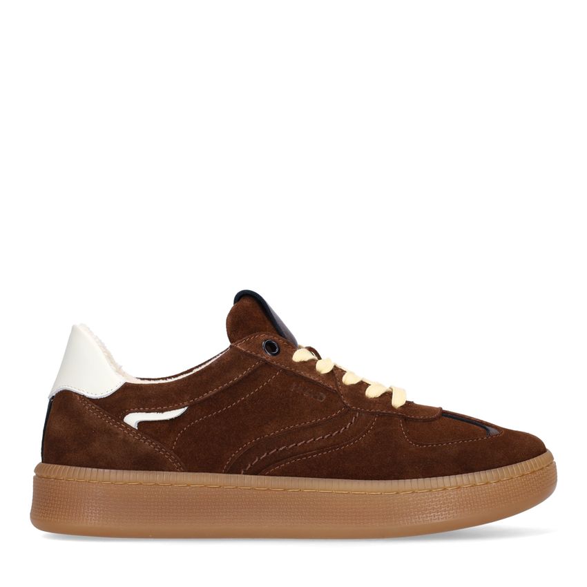 Braune Veloursleder-Sneaker