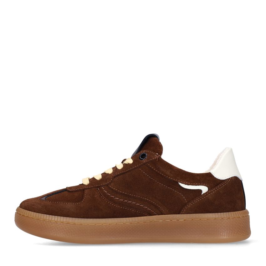 Braune Veloursleder-Sneaker
