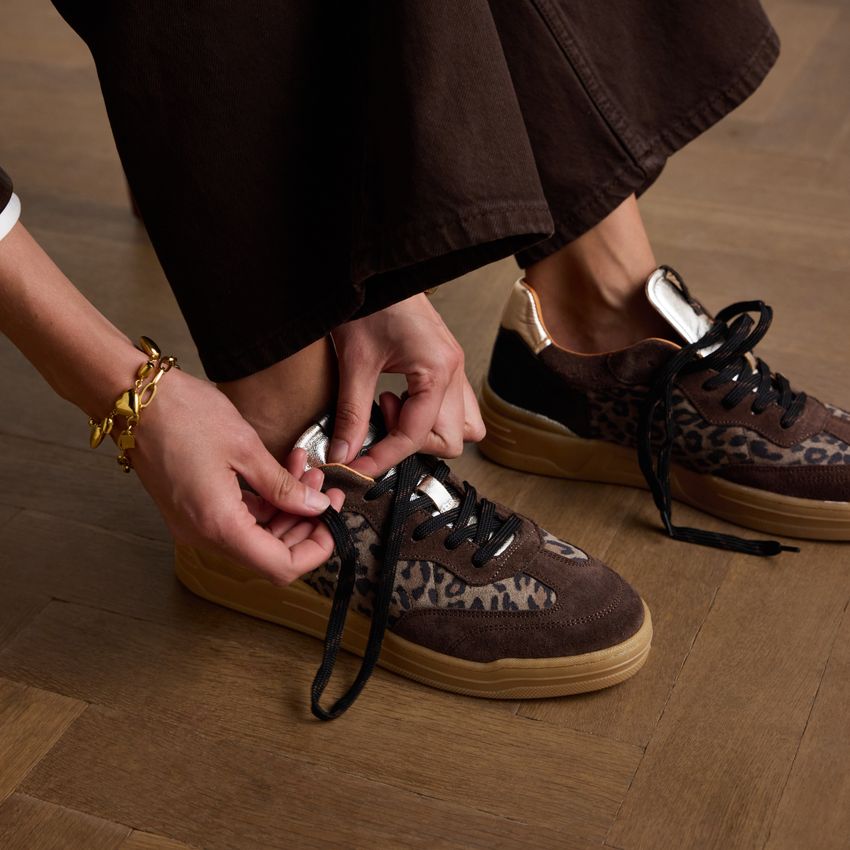 Leopard suède sneakers