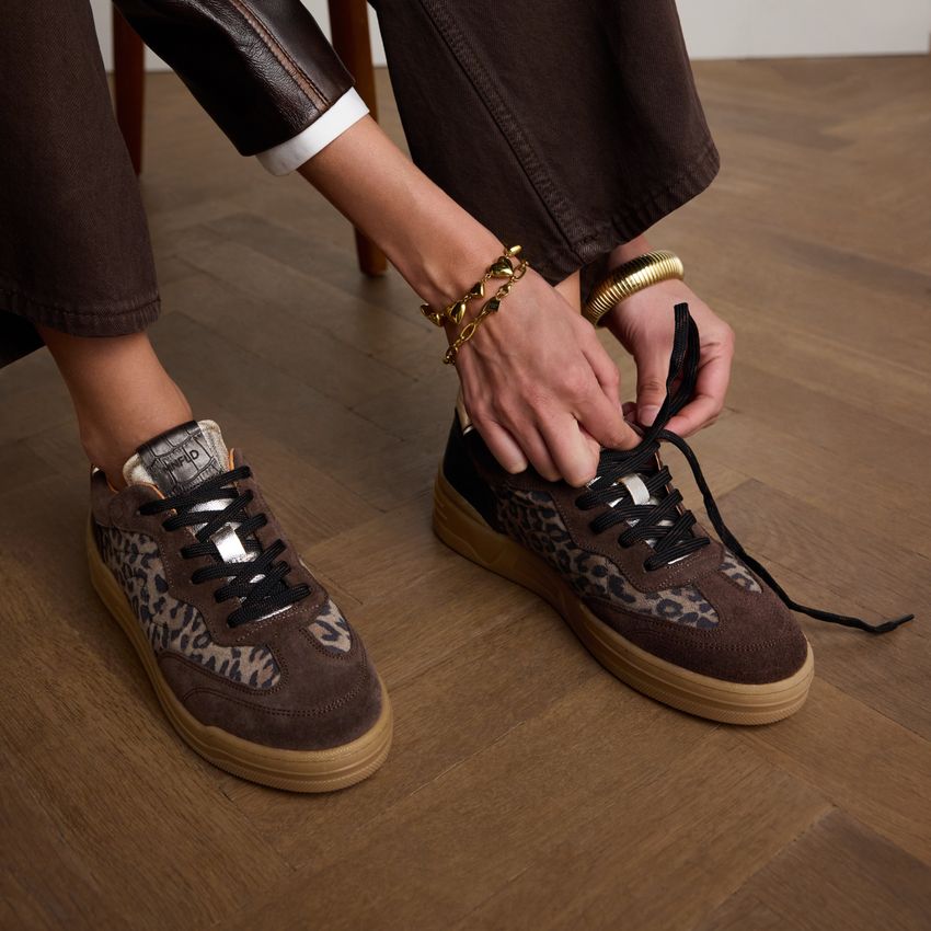 Leopard suède sneakers