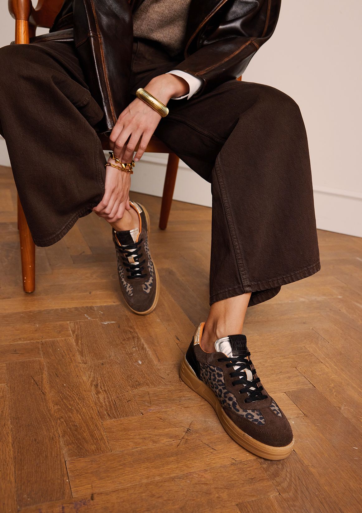Veloursleder-Sneaker mit Leoprint