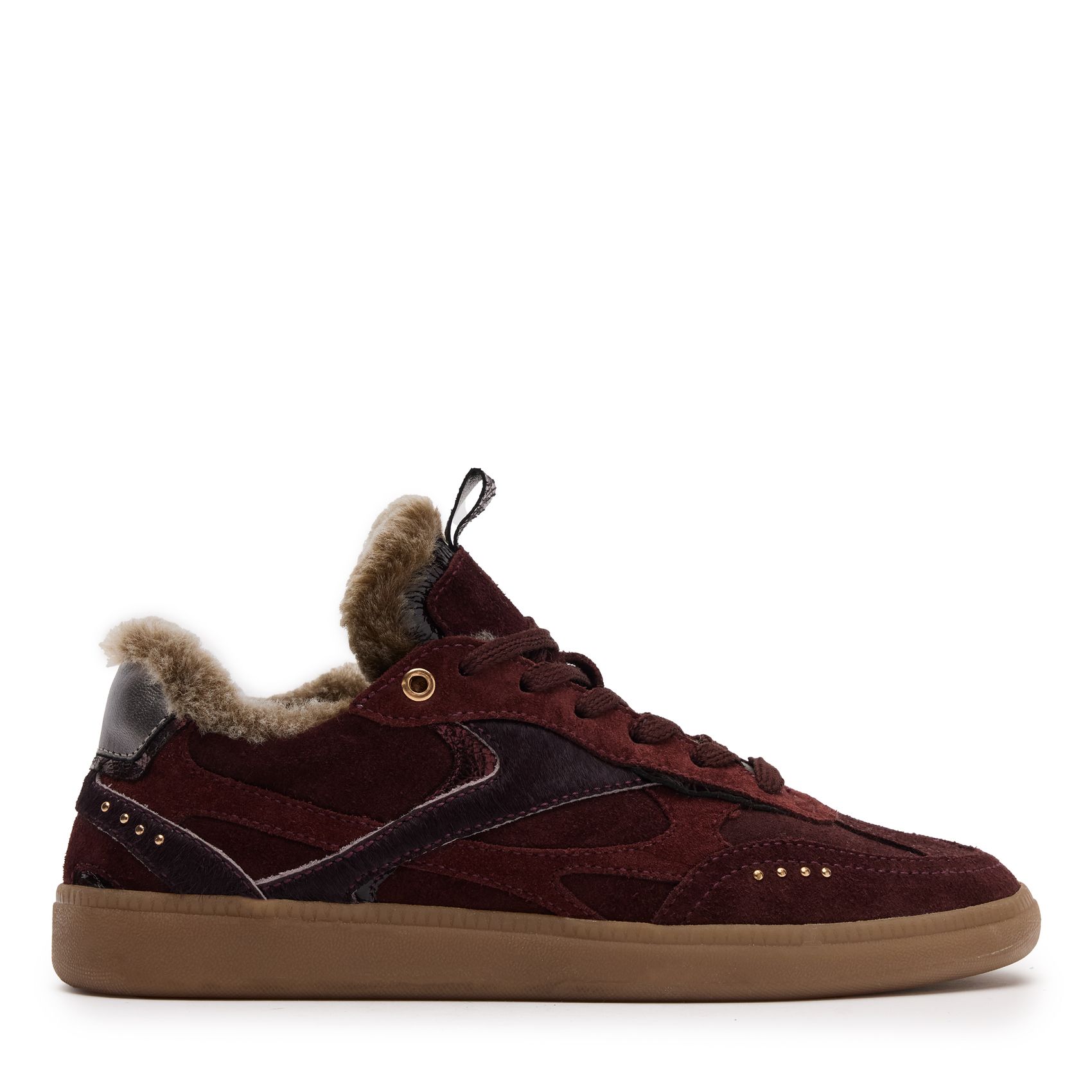 Burgundy suède sneakers