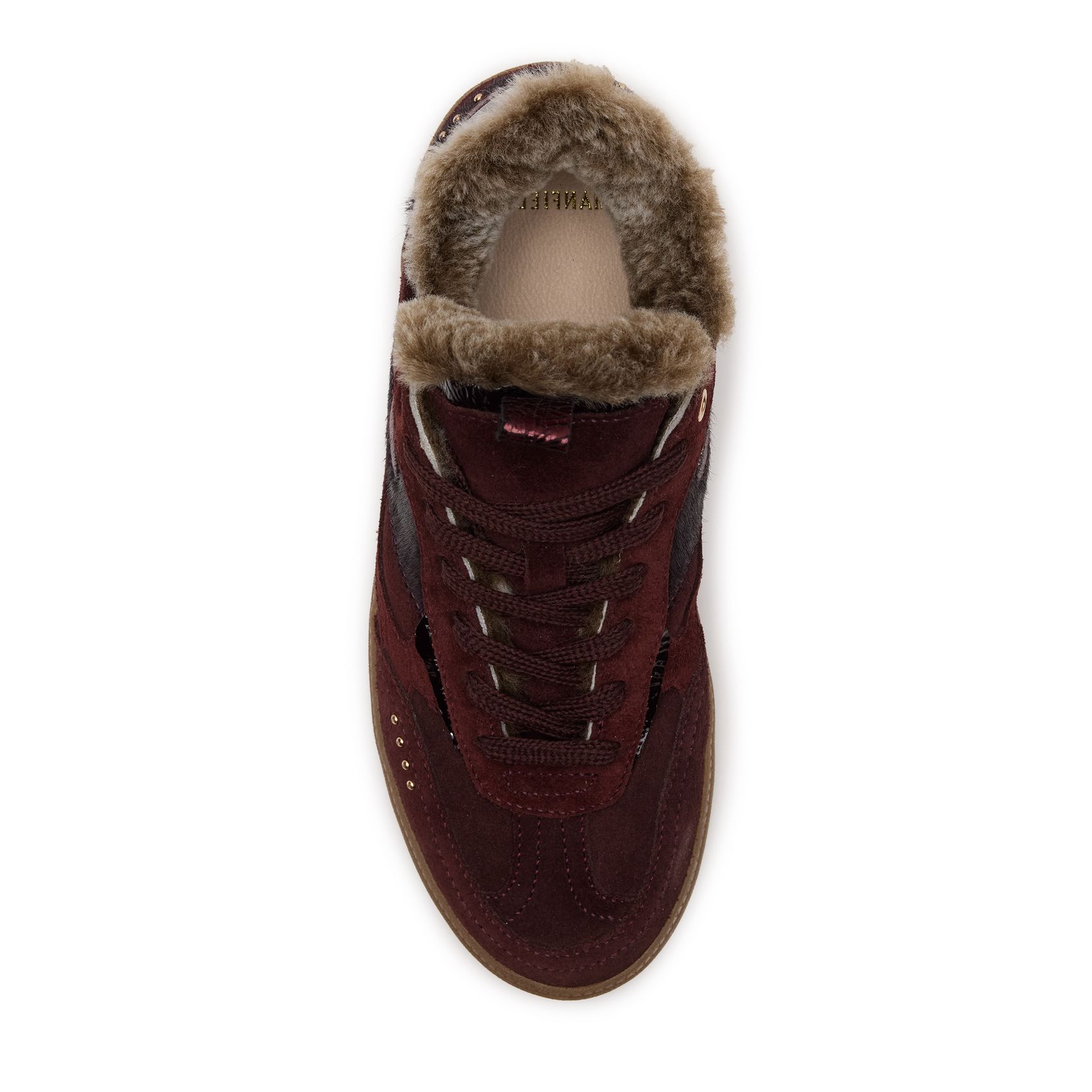 Burgundy suède sneakers