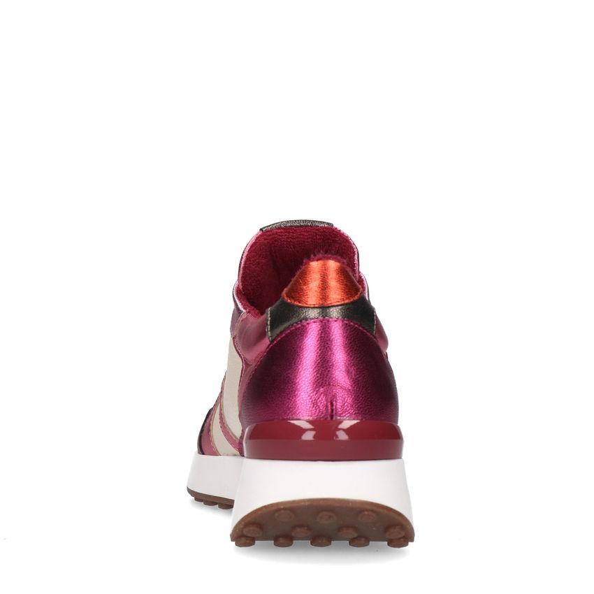 Roséfarbene Ledersneaker mit Metallic-Details