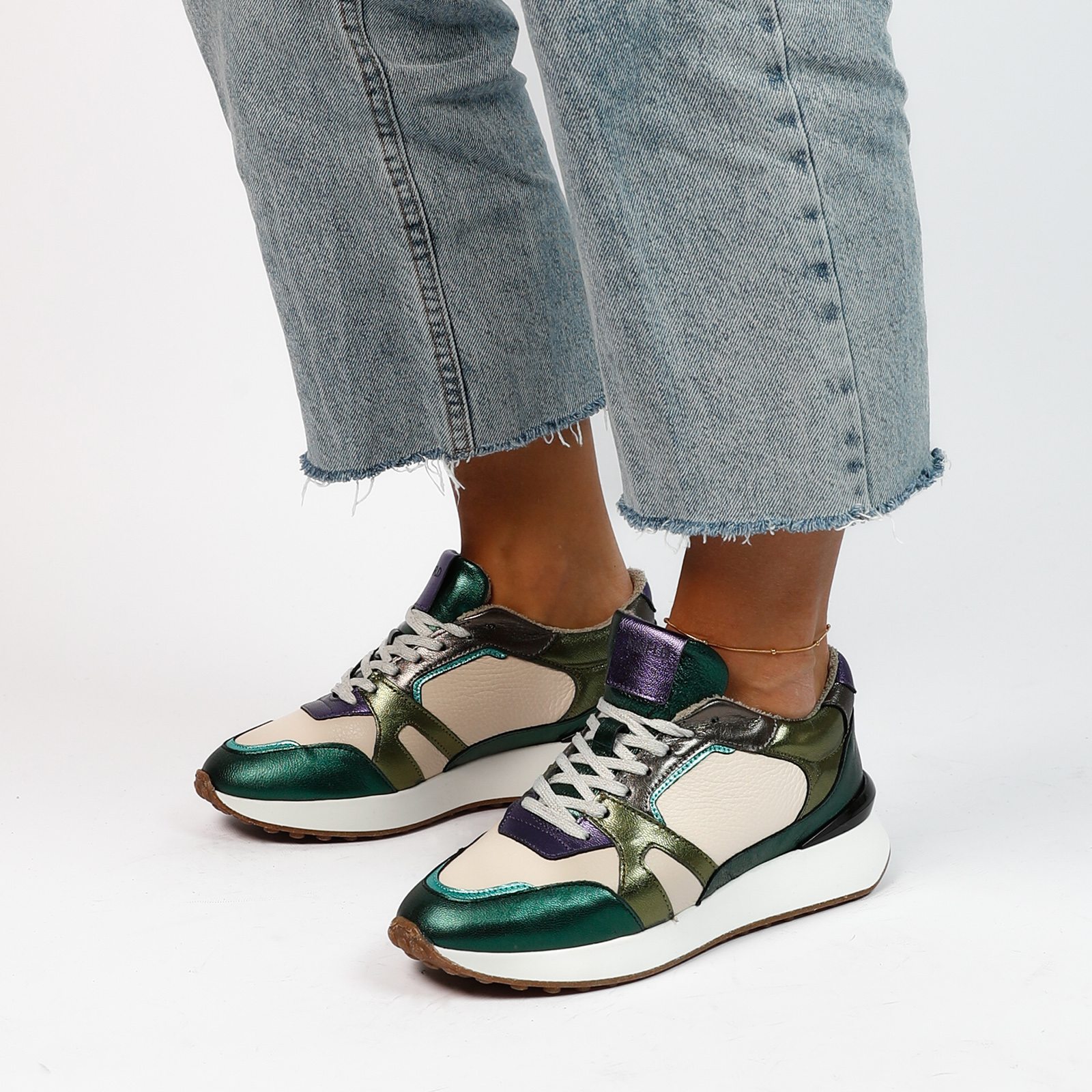 Groene leren sneakers met metallic details Lage sneakers Manfield Manfield