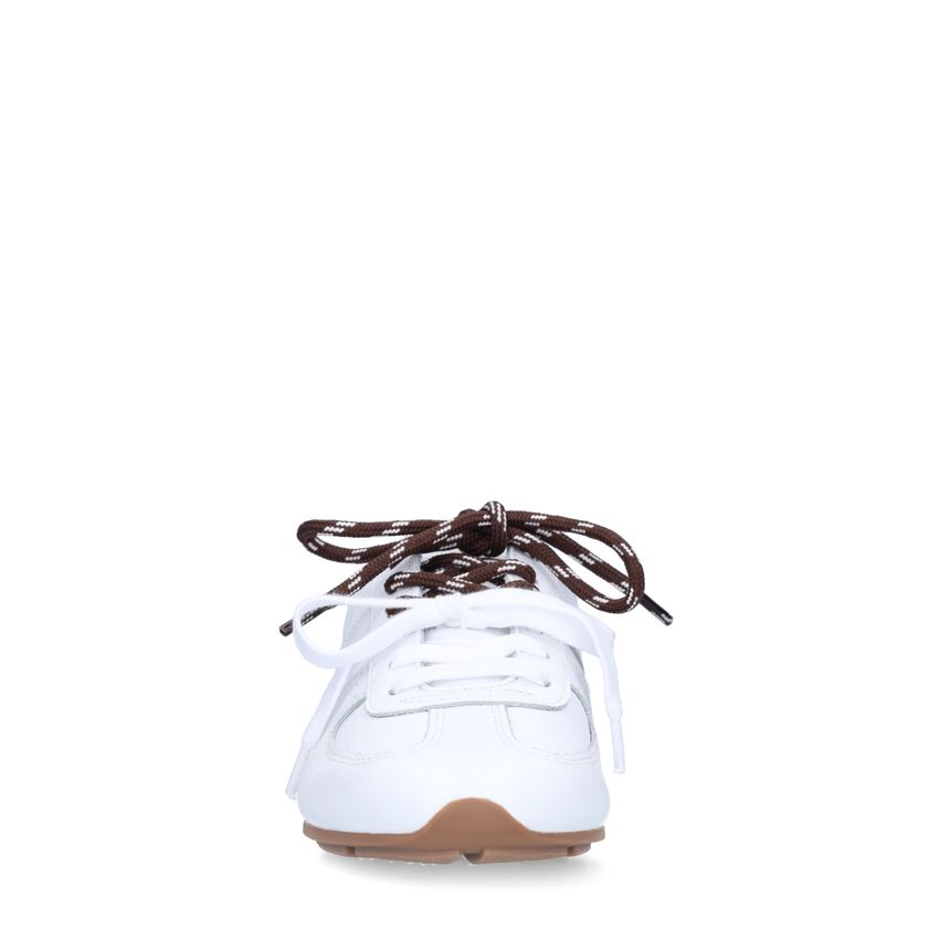 Witte leren sneakers