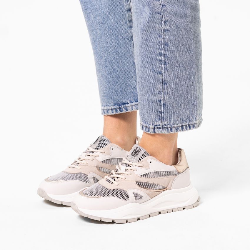 Witte leren sneakers met mesh details