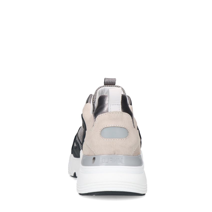 Silberfarbene Ledersneaker mit Mesh-Details