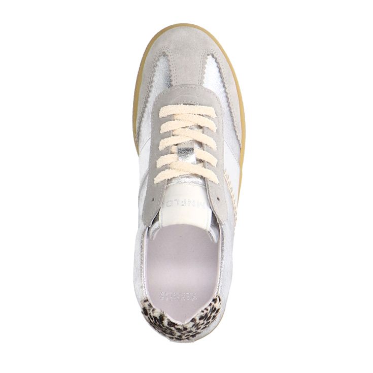 Silberfarbene Ledersneaker mit Leo-Details