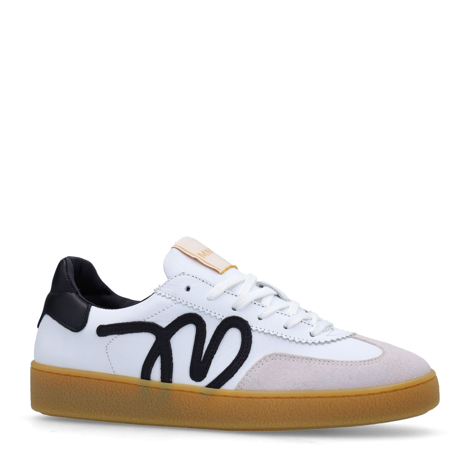 Witte leren sneakers met zwarte details