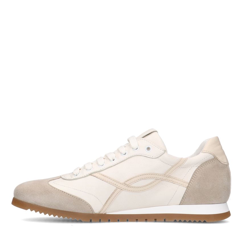 Witte leren sneakers met dunne zool