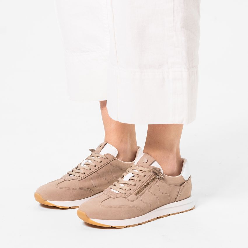 Taupe nubuck sneakers met rits