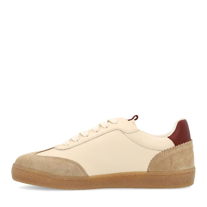 Beige sneakers met burgundy details