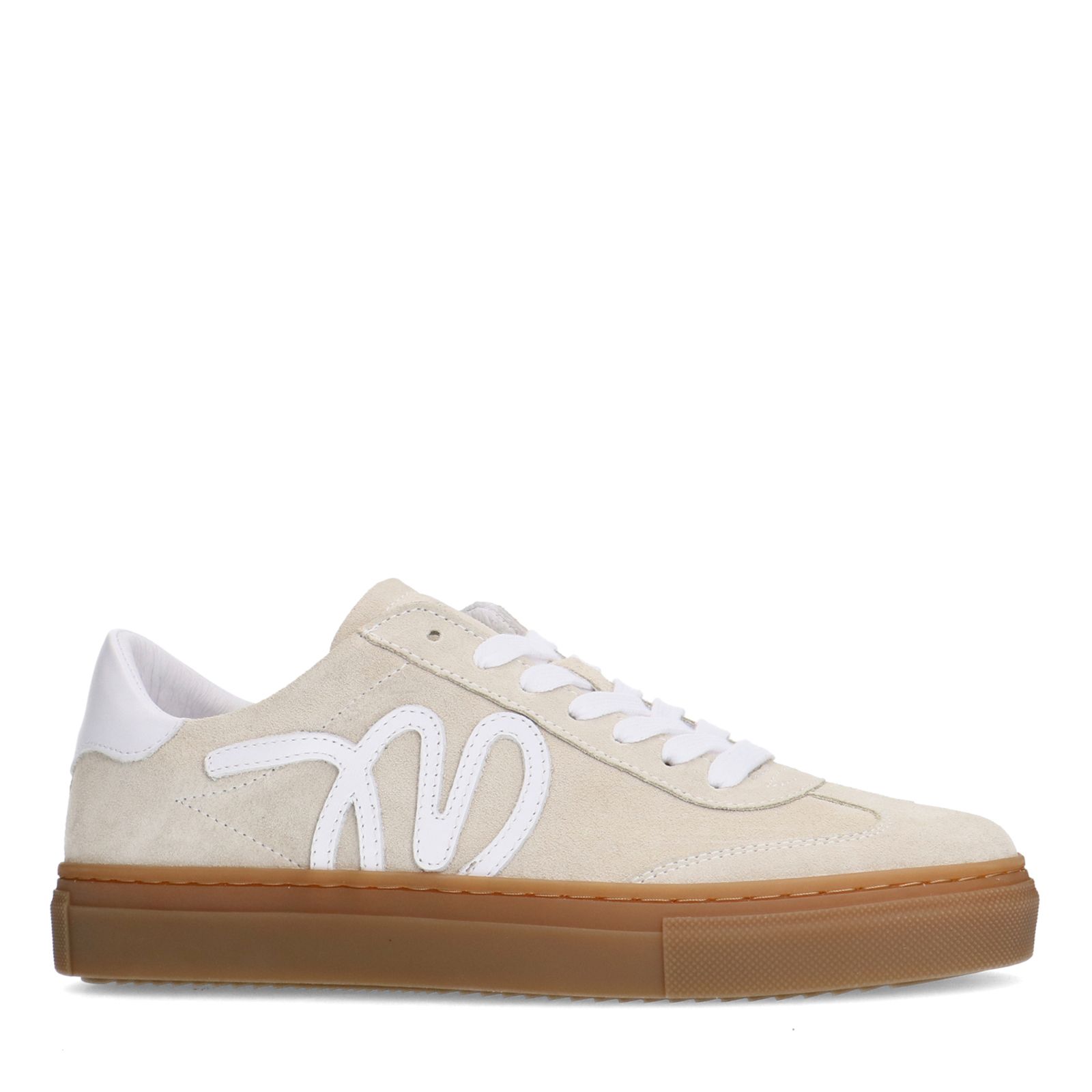 Beige suède sneakers