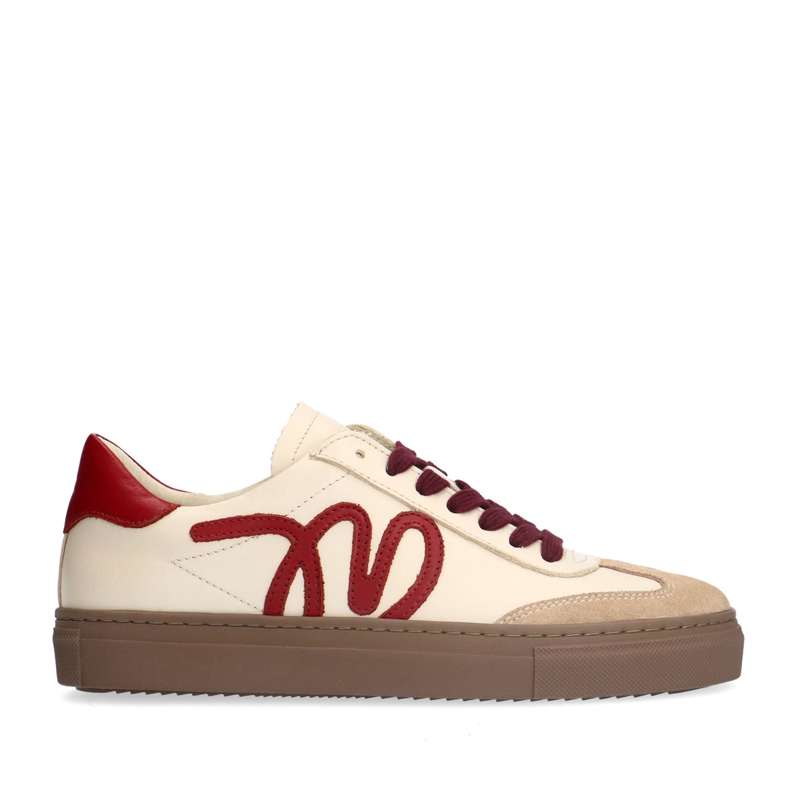 Beigefarbene Ledersneaker mit bordeauxroten Details