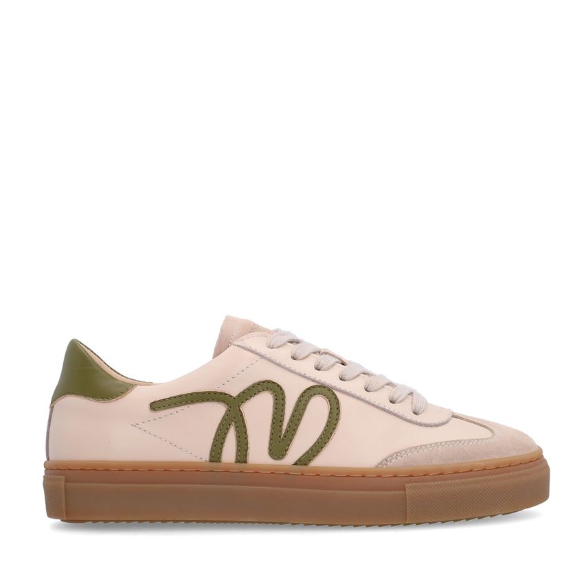 Beigefarbene Ledersneaker mit grünen Details