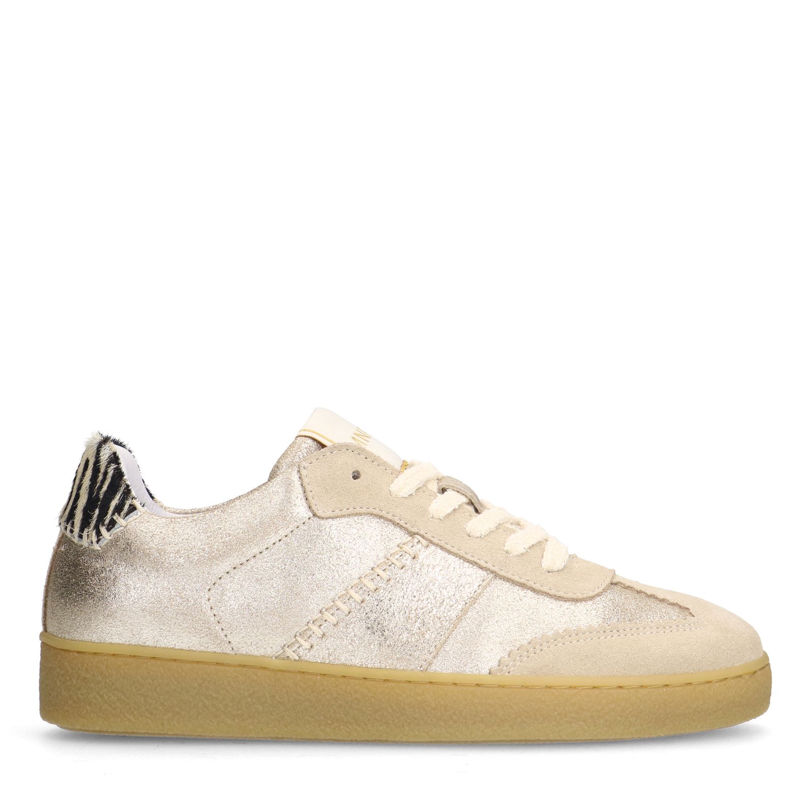 Goldfarbene Ledersneaker