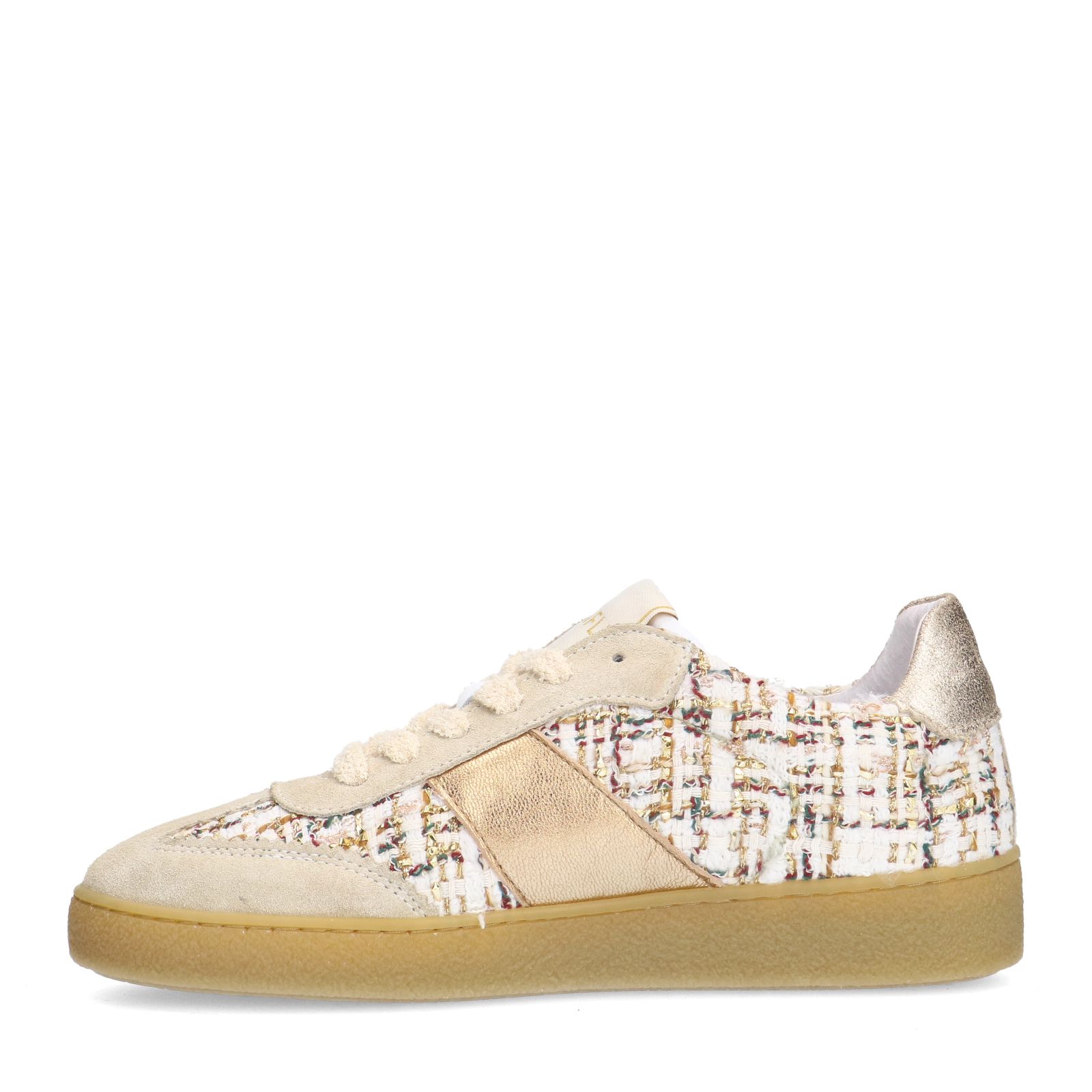 Beige bouclé sneakers met gouden details