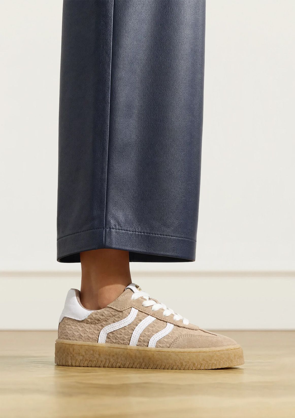 Taupe leren sneakers