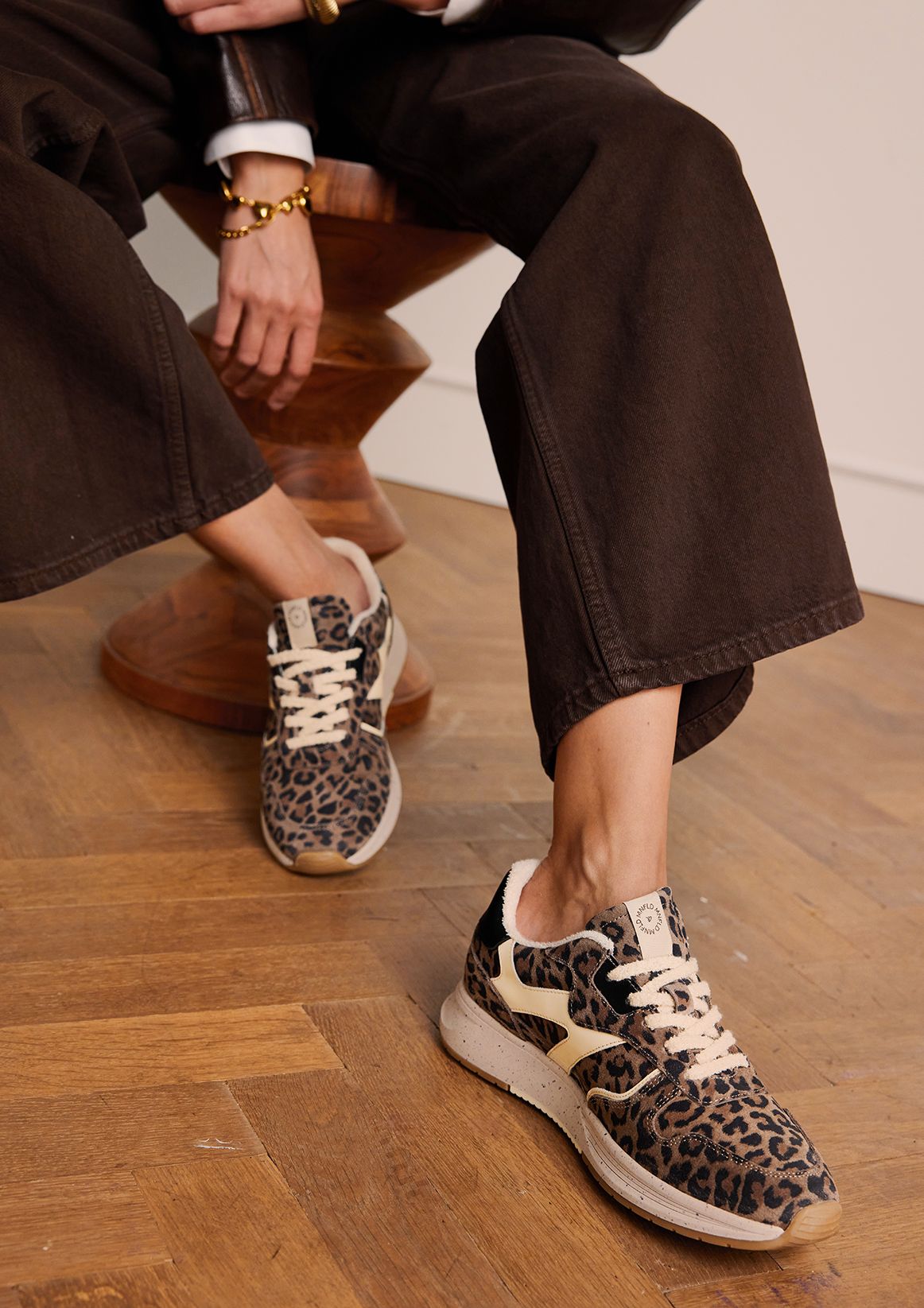 Veloursleder-Sneaker mit Leoprint