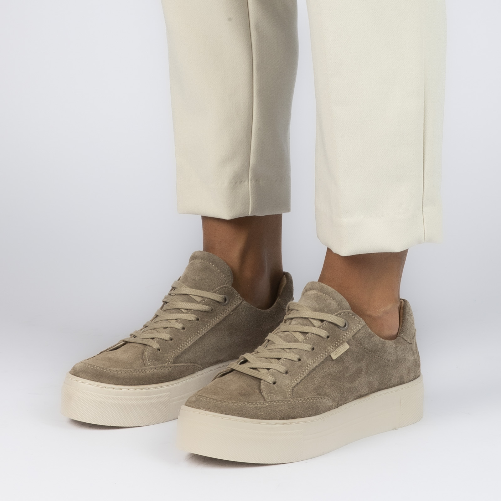 Sneakers best sale dames taupe