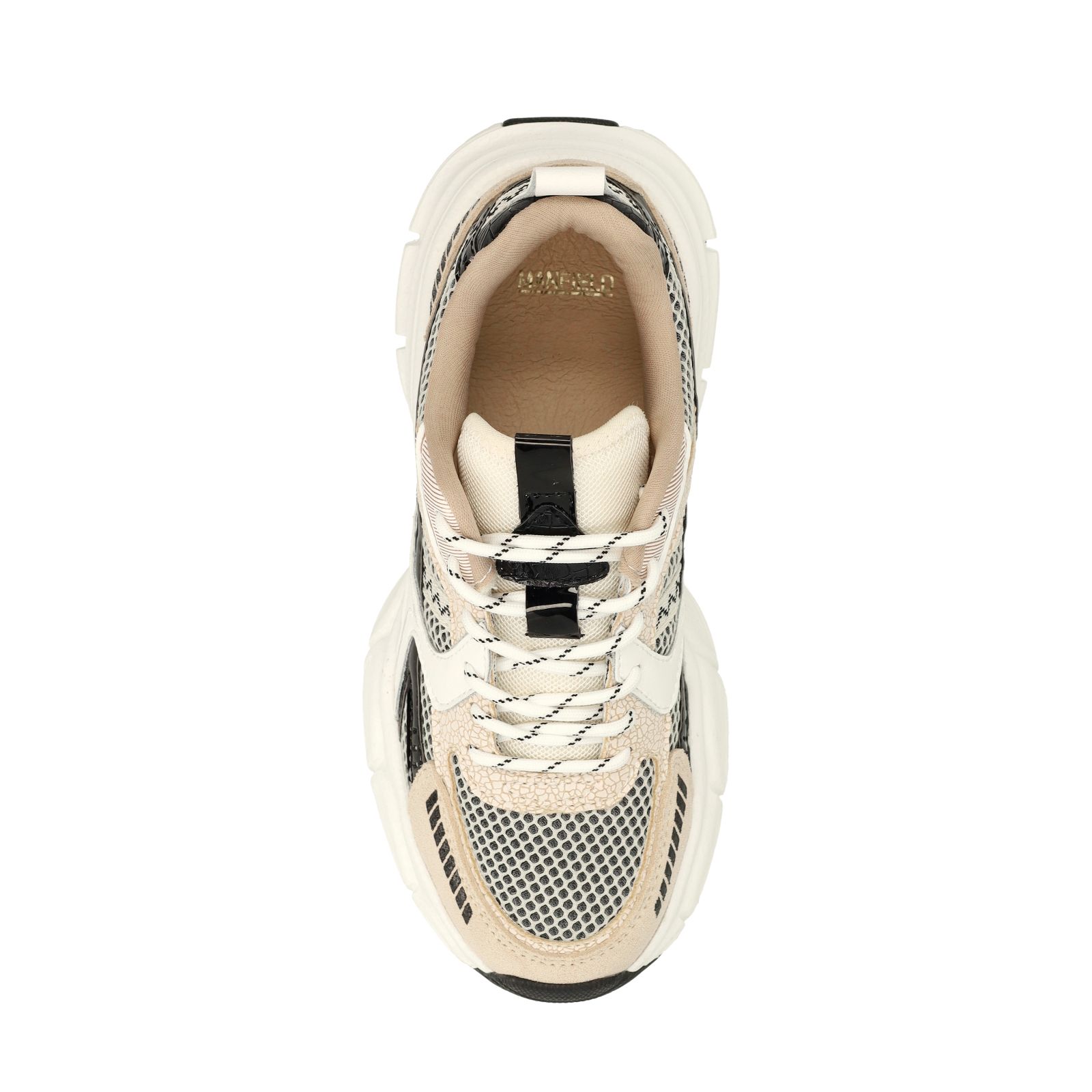 Beige sneakers met zwarte en witte mesh details