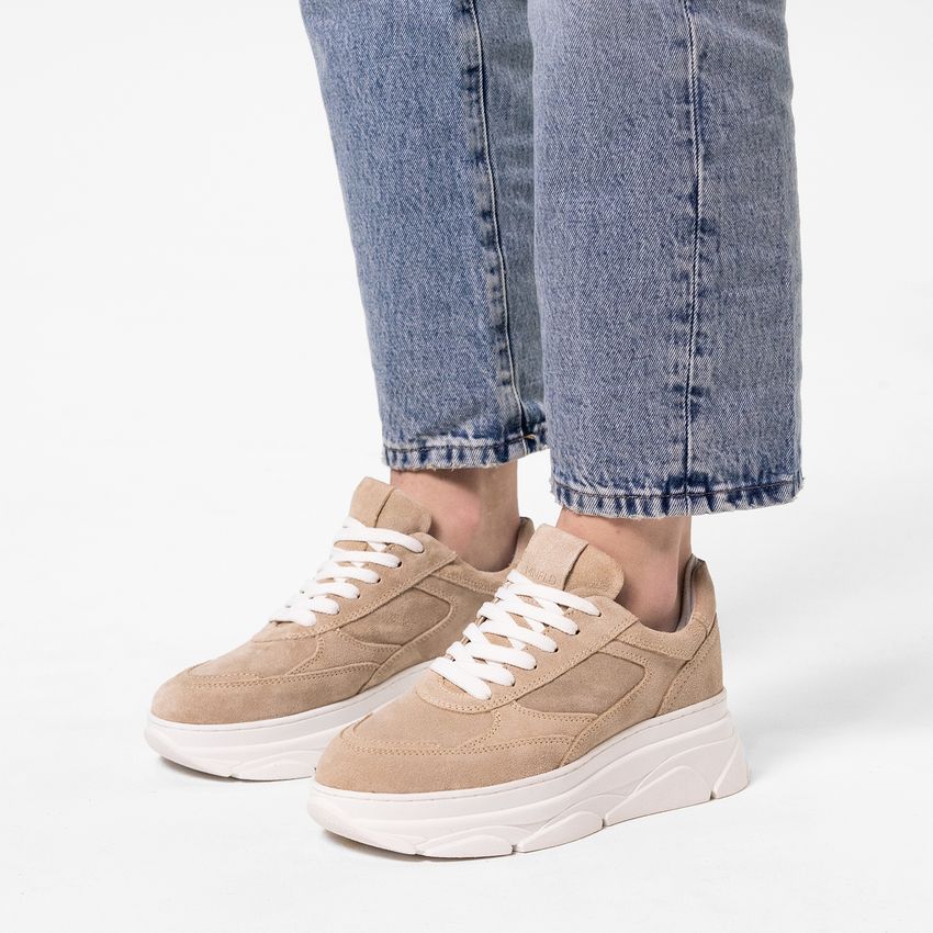 Beigefarbene Veloursleder-Sneaker