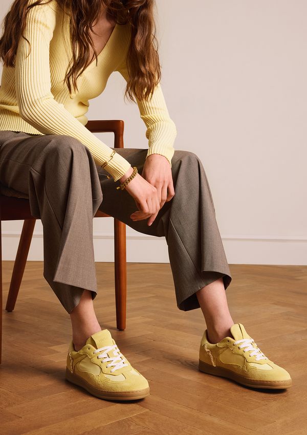 Gele sneakers met kant