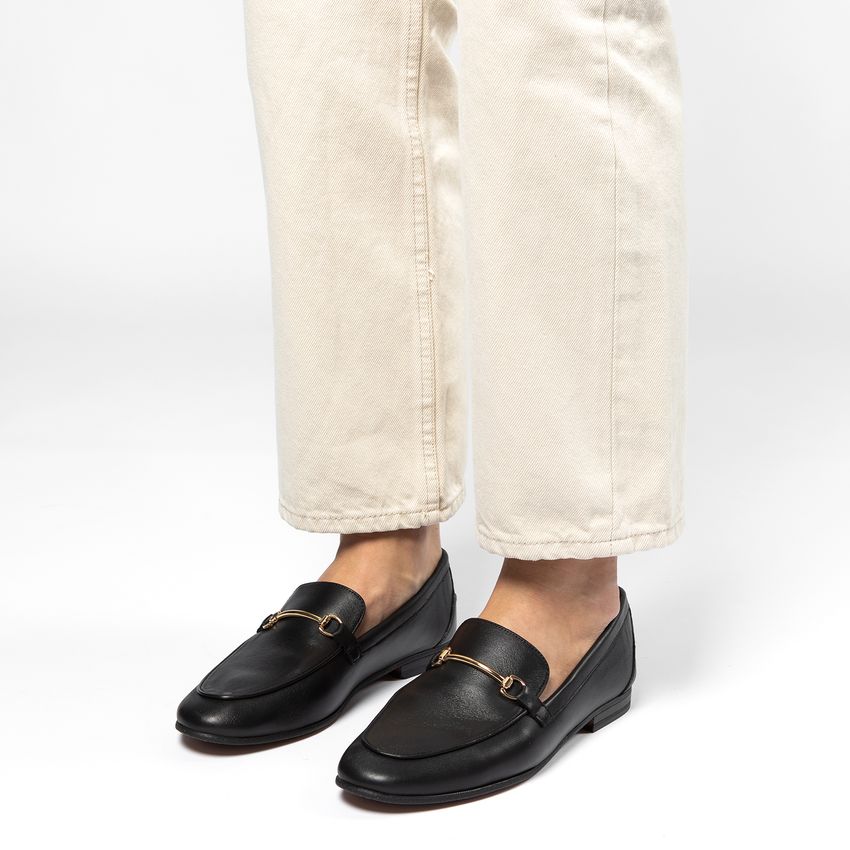 Zwarte leren loafers