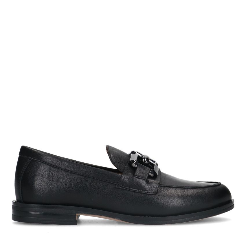 Schwarze Leder-Loafer mit eckiger Kette