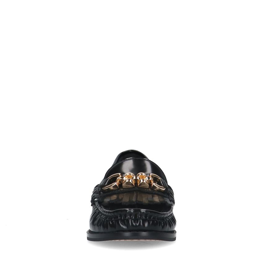 Schwarze Leder-Loafer mit goldfarbener Kette und Quasten