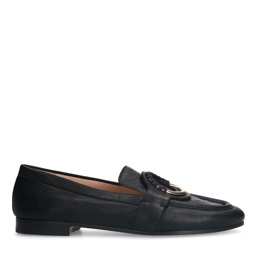 Schwarze Leder-Loafer mit goldfarbenem Detail