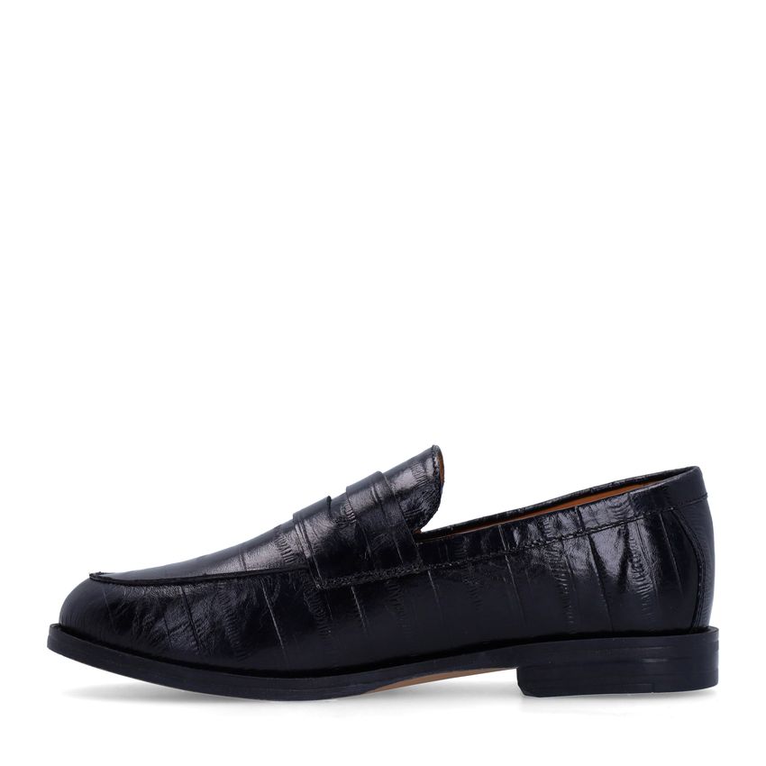 Schwarze Loafer aus Lackleder