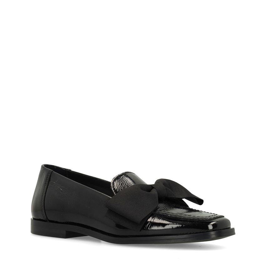 Zwarte lakleren loafers met strik