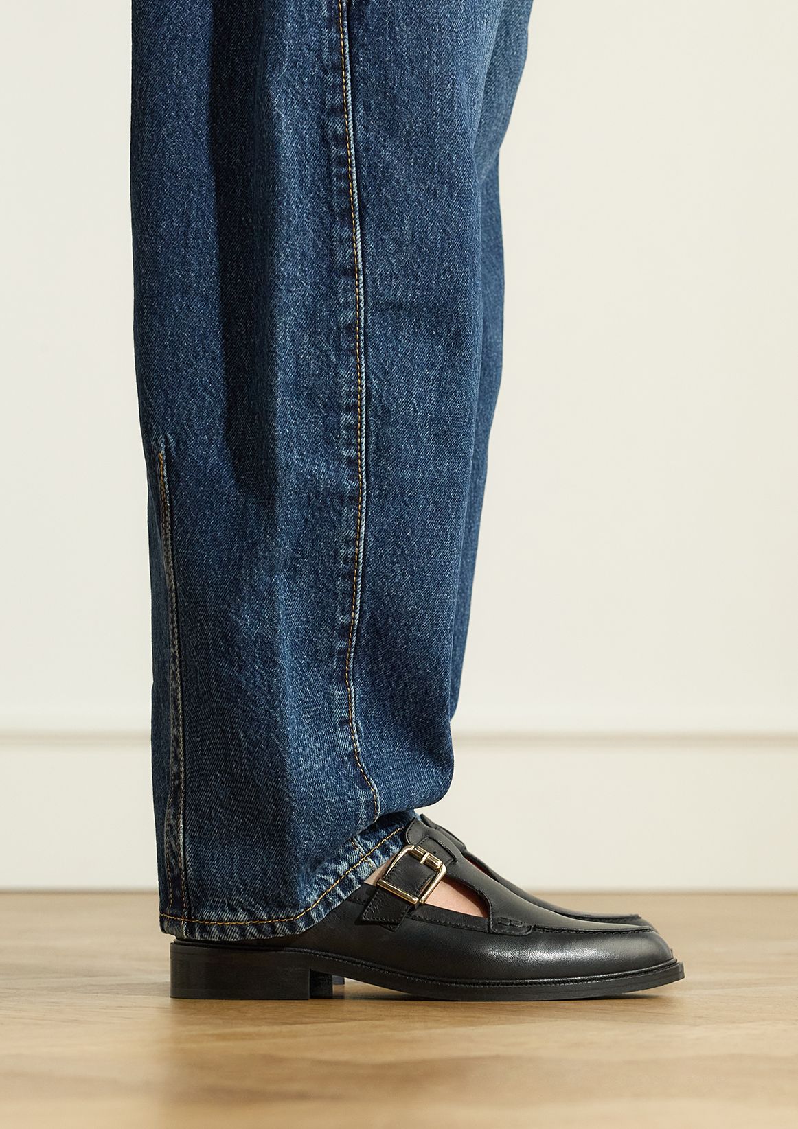 Schwarze Leder-Loafer mit Schnalle