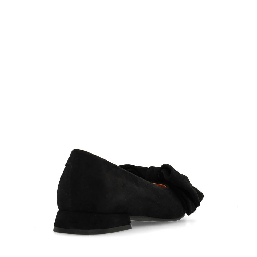 Zwarte suède loafers