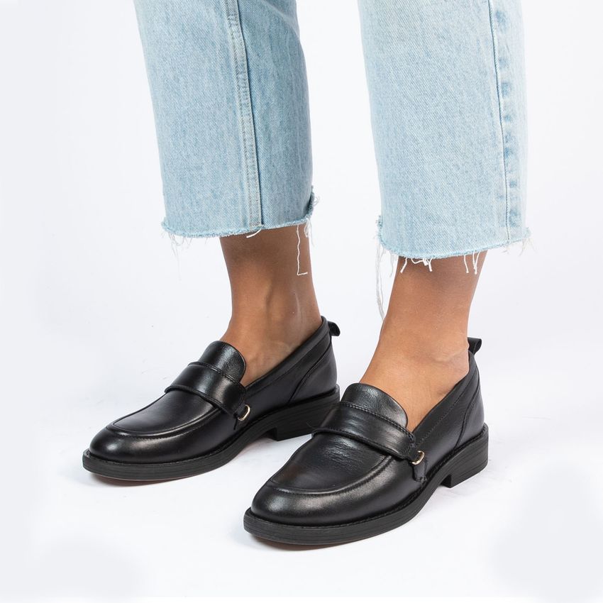 Zwarte leren loafers