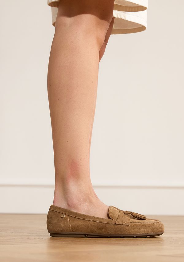 Bruine suède loafers met franjes