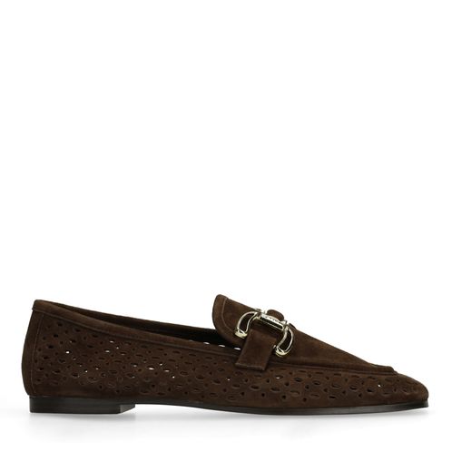 Braune Leder-Loafer mit goldfarbener Kette