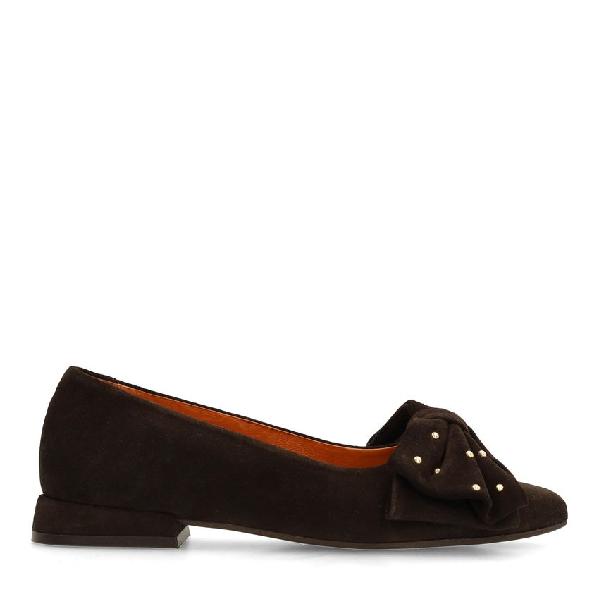 Braune Veloursleder-Ballerinas mit Schleife